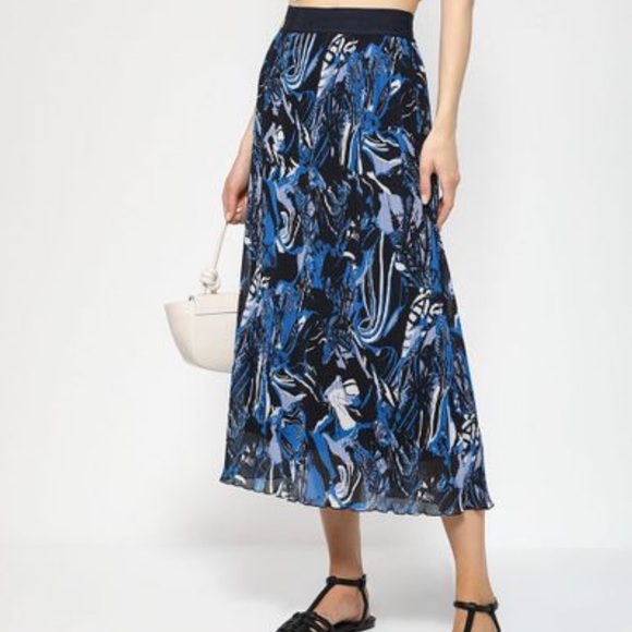 Boss Vapliso Elastic Waist Pleated Chiffon Midi Skirt Size 4 NWT - Picture 8 of 10